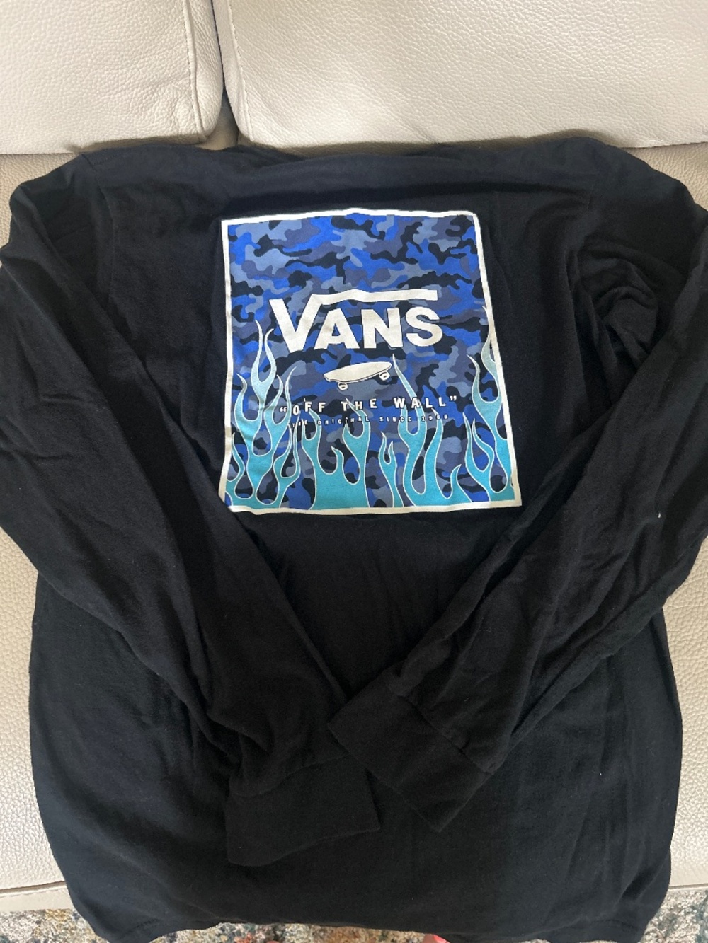 Long sleeve t